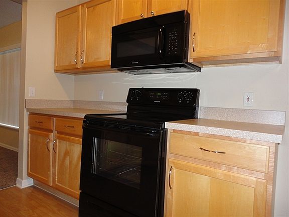 5th image of 31546 Loch Aline Dr