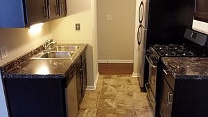 5th image of 5450 N Winthrop Ave APT 101