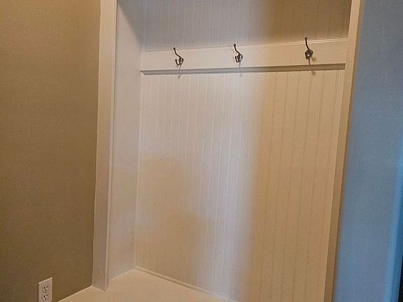 3rd image of 8843 Campaldino Ave