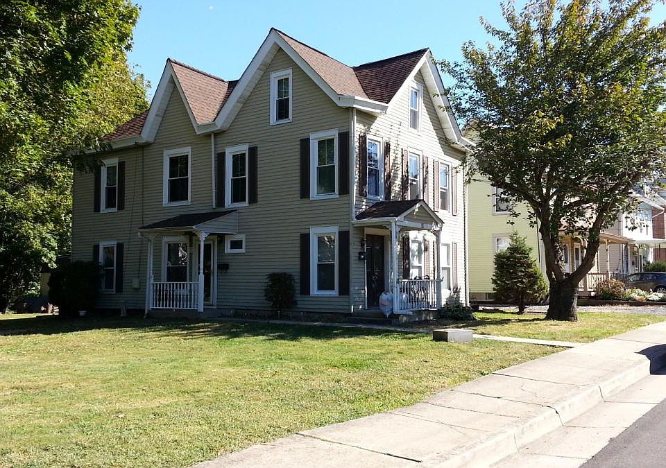 1st image of 11 Sterling St APT 3