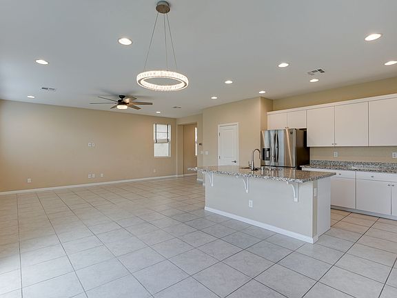 5th image of 11467 Monte Isola St