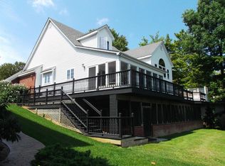 888 Lily Creek Resort Rd, Jamestown, KY 42629