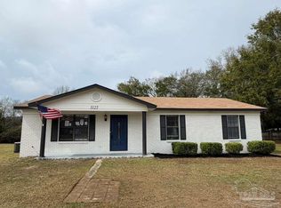 5125 Central Dr, Pace, FL 32571