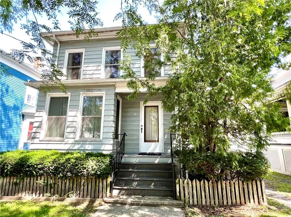 605 N Tioga St, Ithaca, NY 14850