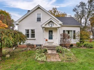 365 N 4th St, Lewiston, NY 14092