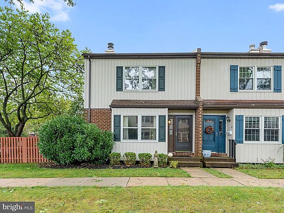 4th image of 1 Shirley Ln