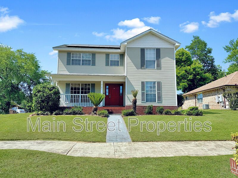1st image of 2121 Pin High Dr