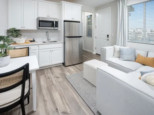 10197 Terra Franca Way, Elk Grove, CA 95757