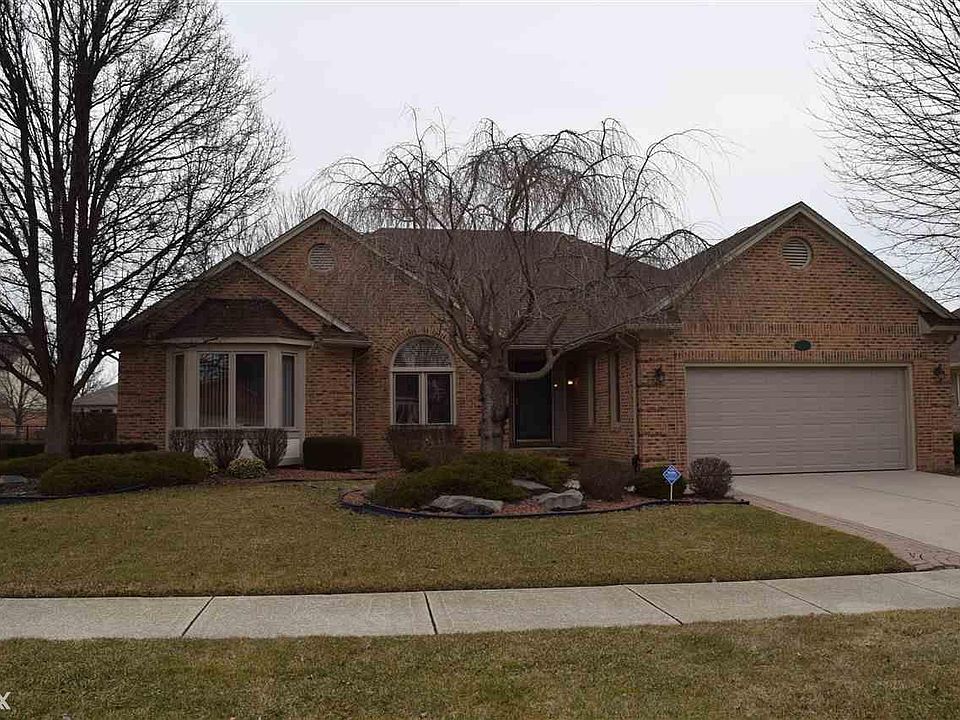 1st image of 48584 Thorncroft Dr