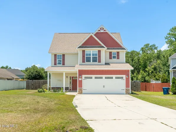 403 Olde Sail Ct, Sneads Ferry, NC 28460