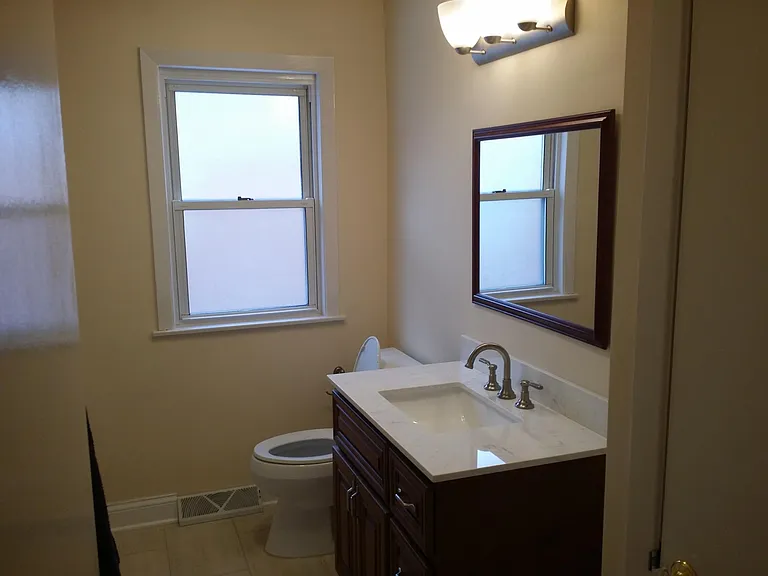 635 Parkwood Ave — Photo 9