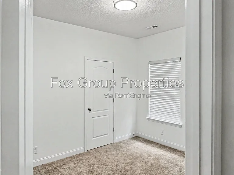 7224 Caley St — Photo 28