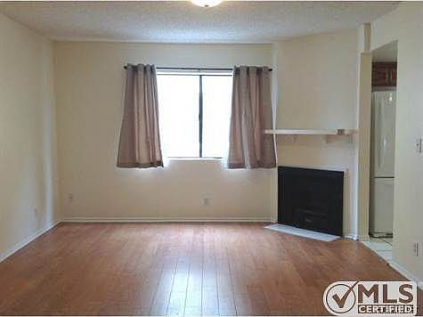 4th image of 12536 Burbank Blvd APT 6