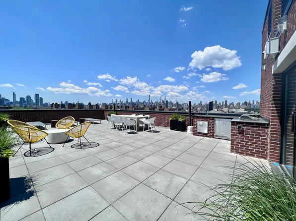 25-28 30th Drive image 18 of 20