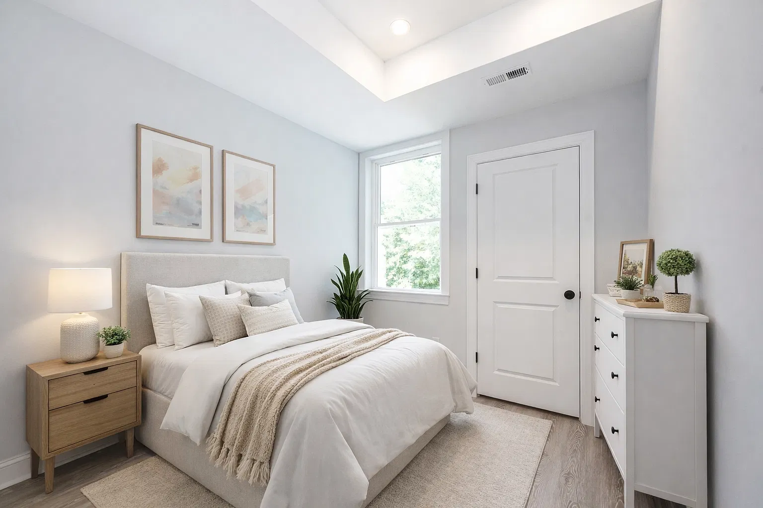 5 bed, 850 sqft, $3,250 — Photo 3