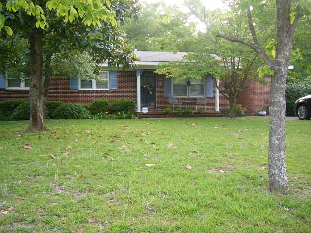 1st image of 804 Dogwood Trl