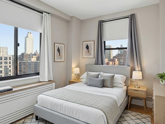 4th image of 788 Columbus Ave APT 17T