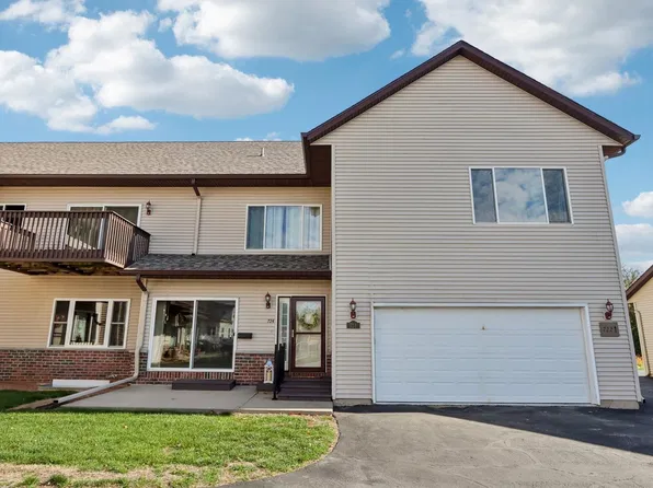 724 Cherokee Path Unit 12, Lake Mills, WI 53551