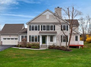 27 Turnberry Ct, Monroe, NY