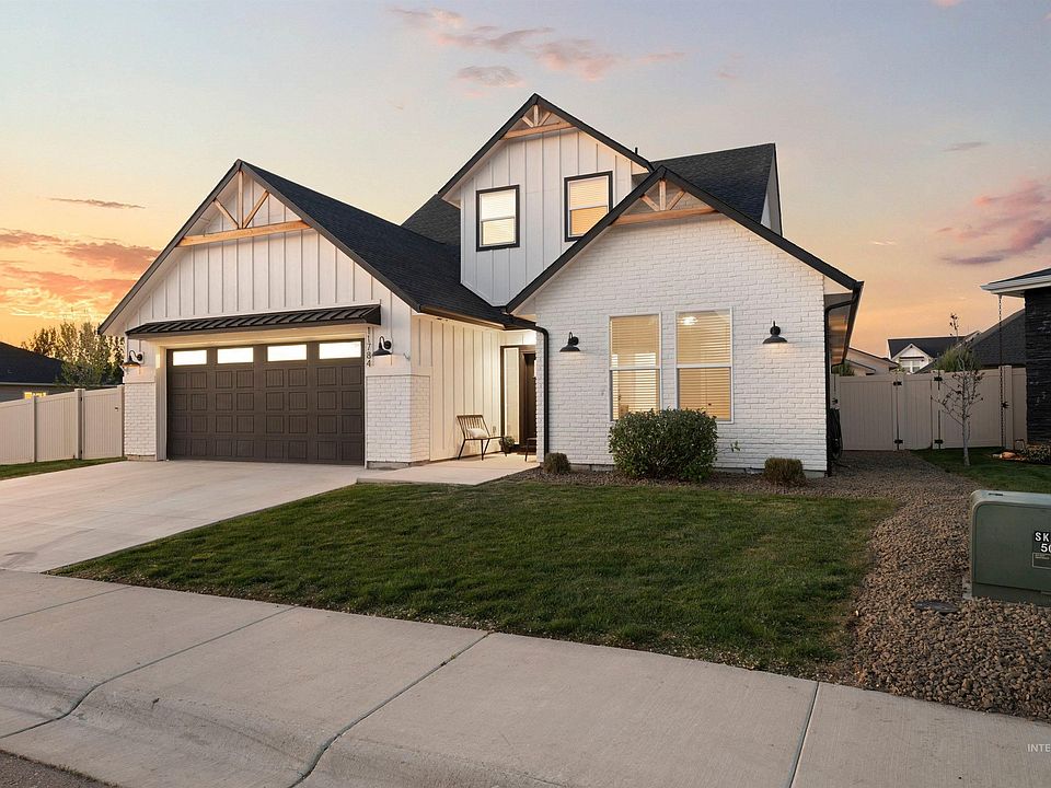 1st image of 11784 W Sailing Hawk Dr