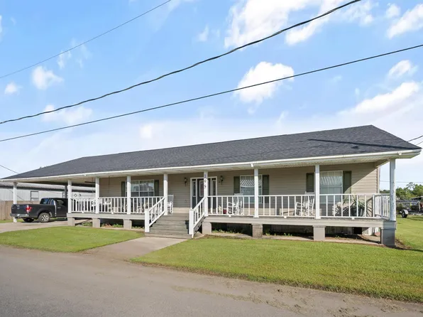 195 Rue Street James, Vacherie, LA 70090