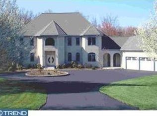 23 Hedgerow Ln, Malvern, PA 19355