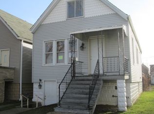 4917 W 28th St, Cicero, IL 60804