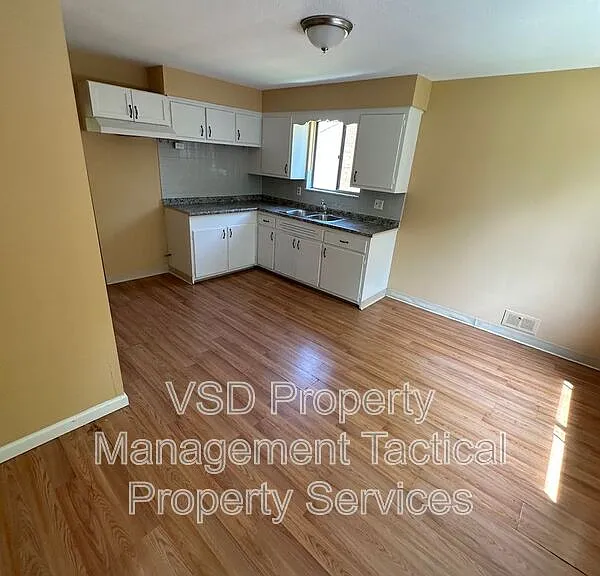 19758 Maple Heights Blvd #UP — Photo 3
