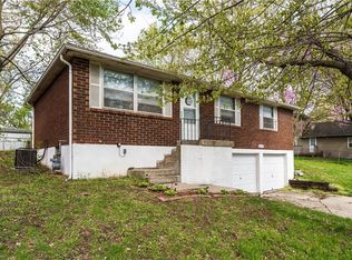 8750 N Troost Ave, Kansas City, MO 64155