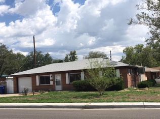 8702 Claremont Ave NE, Albuquerque, NM 87112