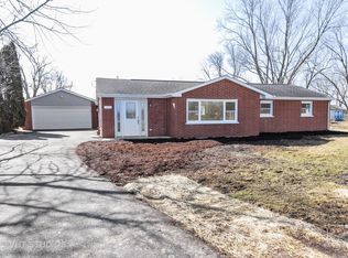 935 W Elms Court Ln, Crete, IL 60417