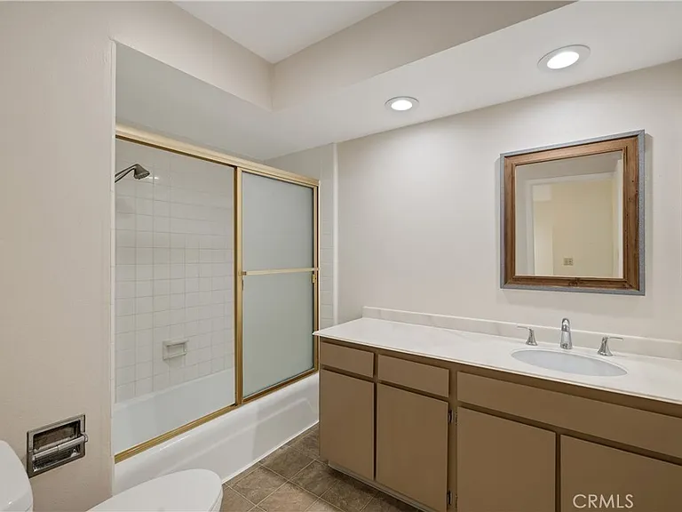 28003 Ridgebrook Ct — Photo 10