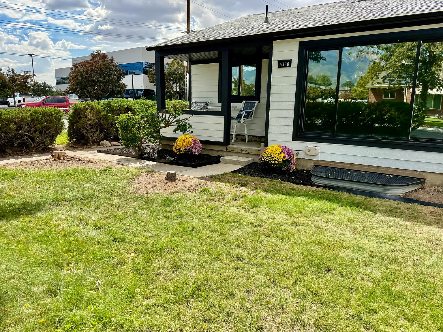 3 bed, 2018 sqft, $3,400 — Photo 4
