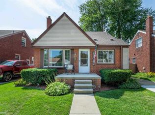 23012 California St, Saint Clair Shores, MI 48080
