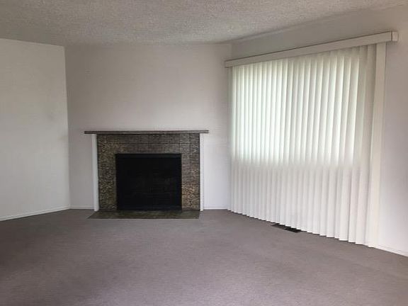 3rd image of 1430 Oxford St #2