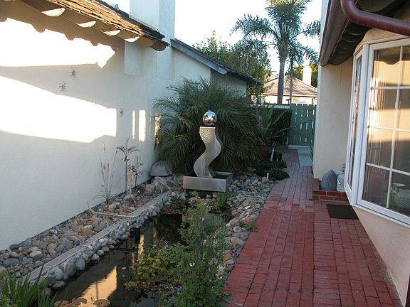 5th image of 1233 Chambord Ct