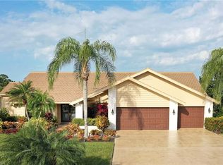 20120 Cheetah Ln, Estero, FL 33928
