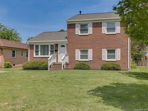 3rd image of 307 Kostel Ct