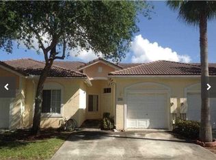 4755 SW 13th St, Deerfield Beach, FL 33442