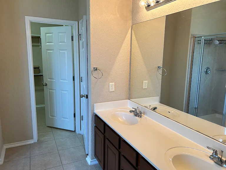 6207 Palmetto Way — Photo 12