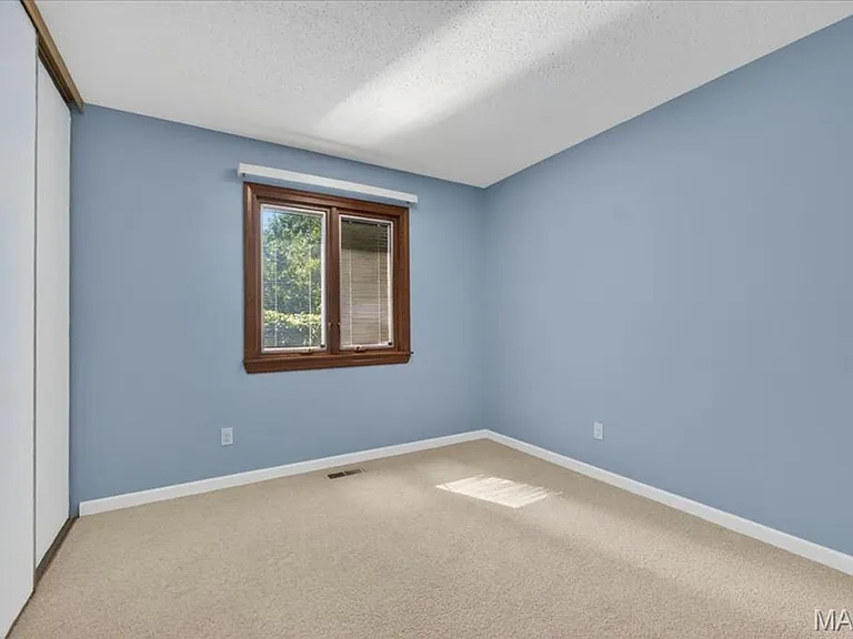 4038 N Bridge Dr — Photo 17