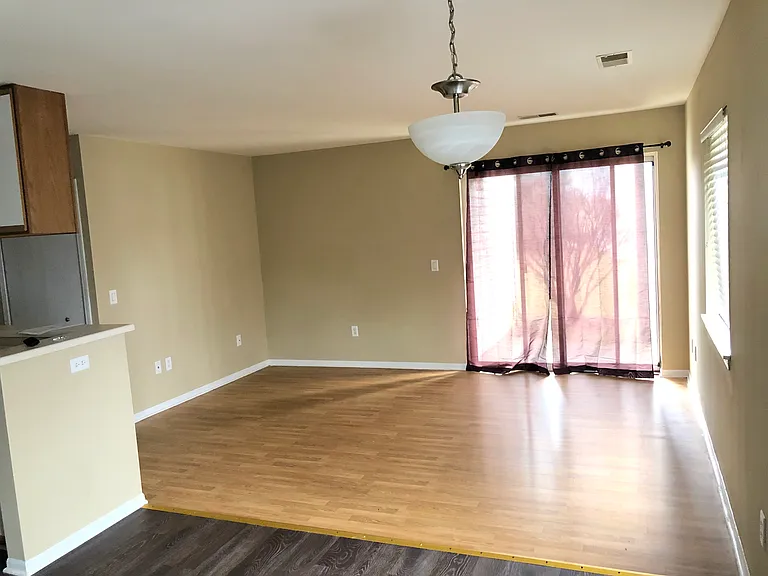1016 Rockefeller Ln — Photo 4