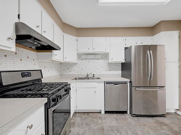 3rd image of 480 74th St APT 106