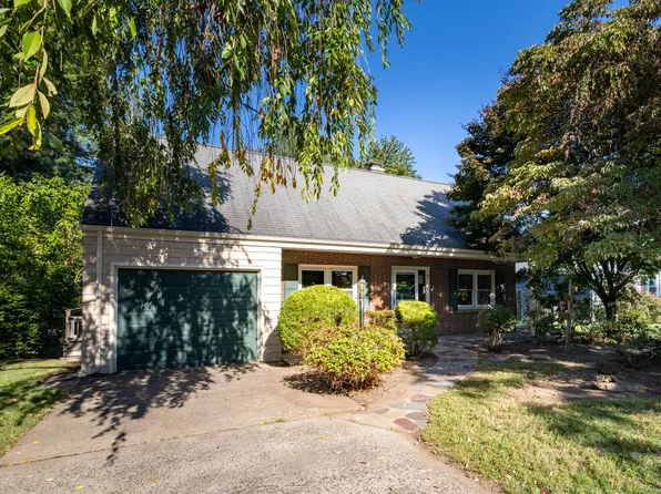 3 Grandview Court, Wallingford, CT 06492