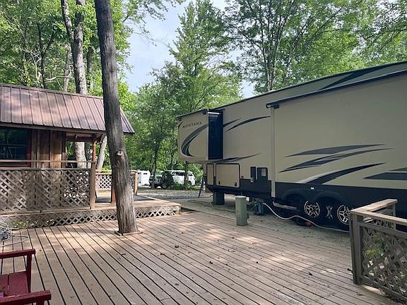 3rd image of 99 Moccasin Ln