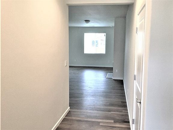 2nd image of 16514 NE 90th Cir