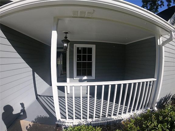 2nd image of 1603 Cherry Hill Ct SW