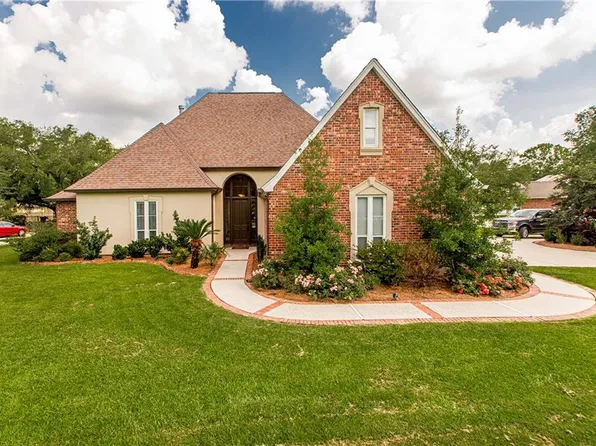 55 Pine Ln, Hammond, LA 70401