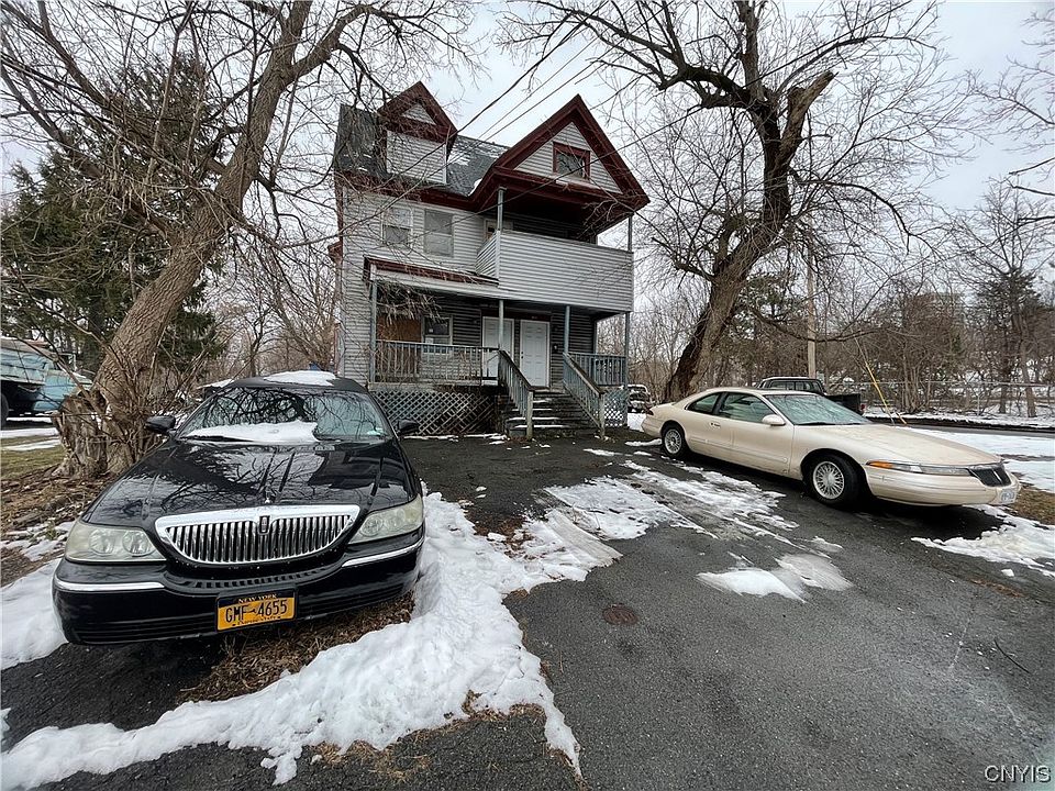 1st image of 311 E Kennedy St