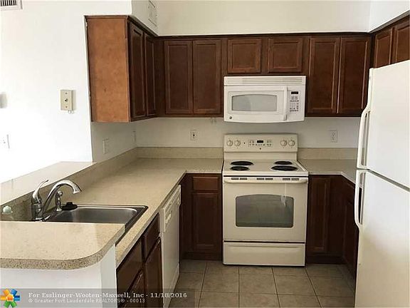 4th image of 7630 Westwood Dr APT 325